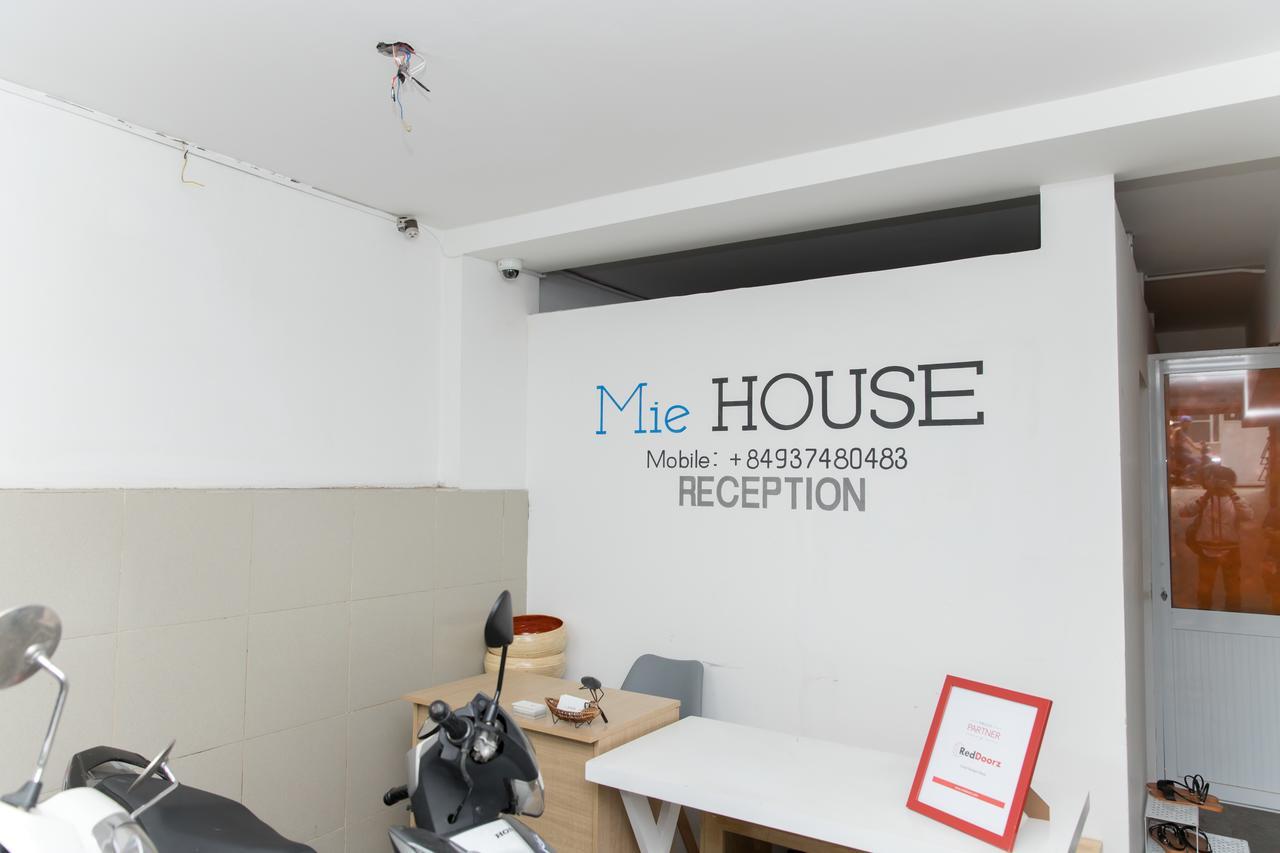Reddoorz Near Pham Ngu Lao Street 3*